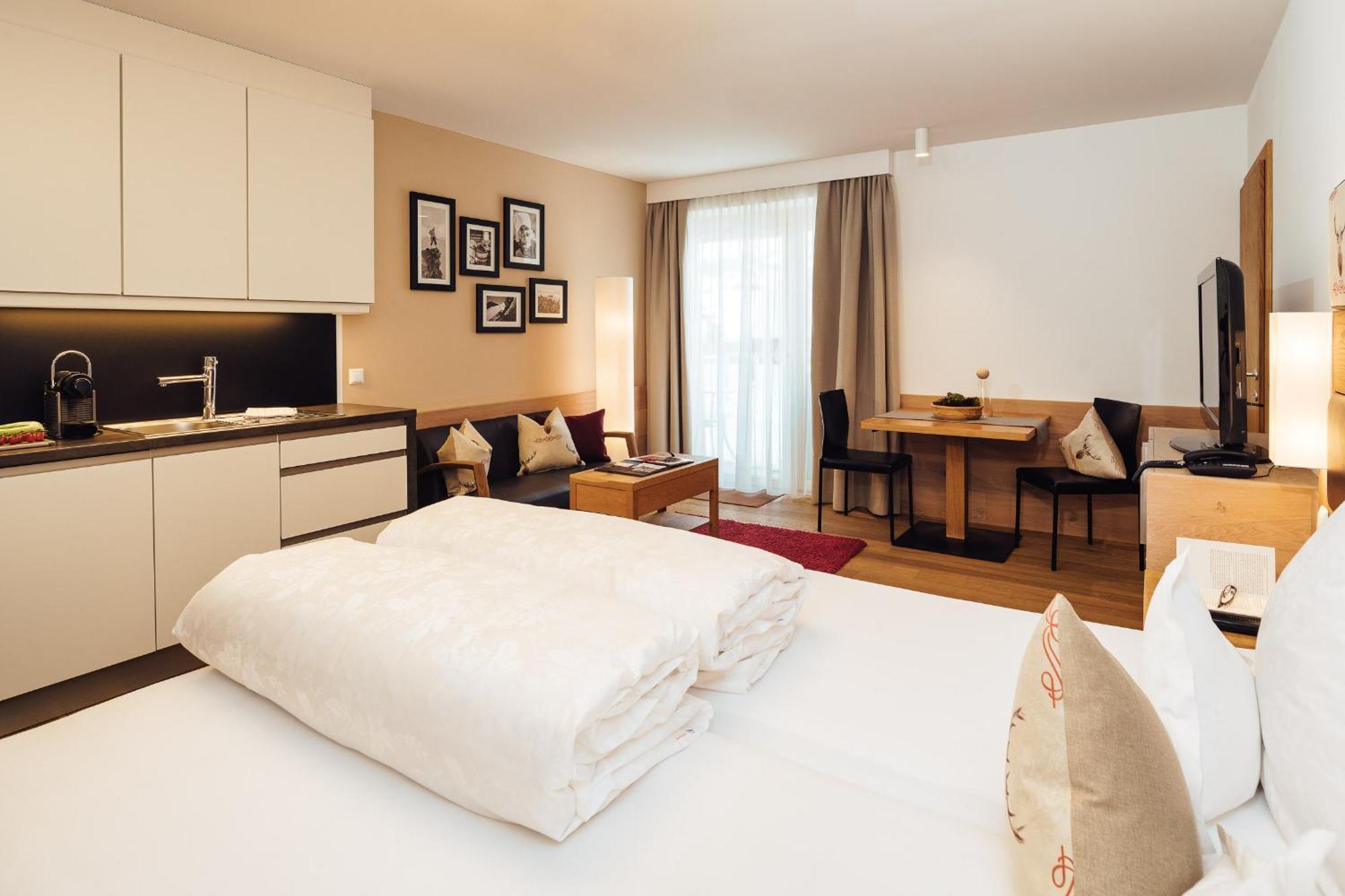 Schneeweiss Lifestyle - Apartments - Living Serfaus Camera foto